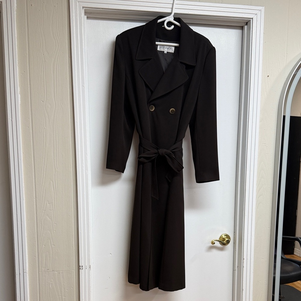 Bernardo Black Double-Breasted Trench Coat with Waist Tie